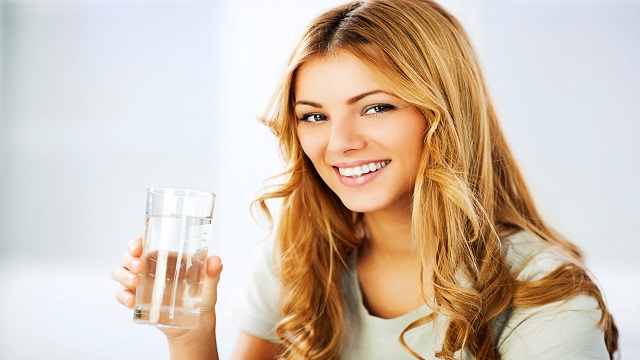 Water | healthy tips for glowing skin