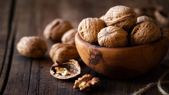 walnuts | best foods for pregnancy