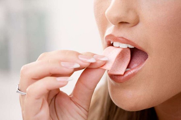avoid chewing gum | weight loss tips