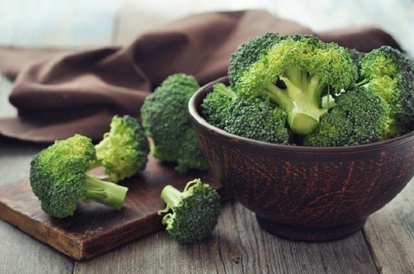 broccoli reduces cholesterol | healthy diet plan